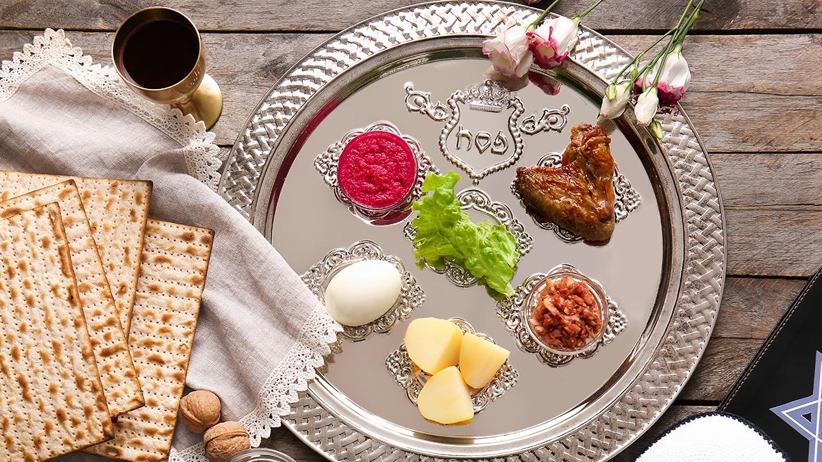 Article Cards Featured Image passover food traditions hero