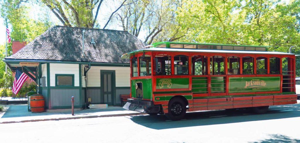 Father's Day trips with a trolley in Jacksonville, OR.